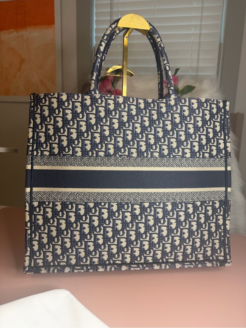 Christian Dior Book Tote Medium Navy Blue Dior Oblique Embroidery Canvas Handbag - Picture 2 of 9
